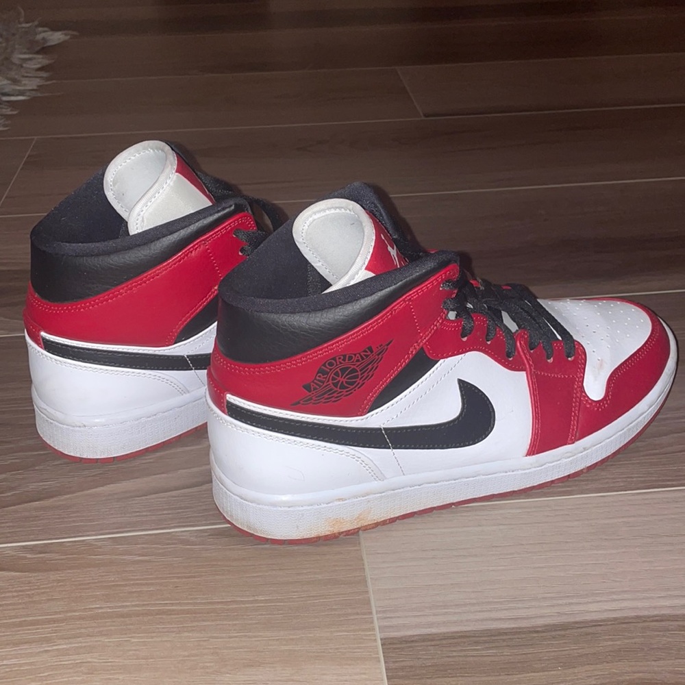 Air Jordan 1
